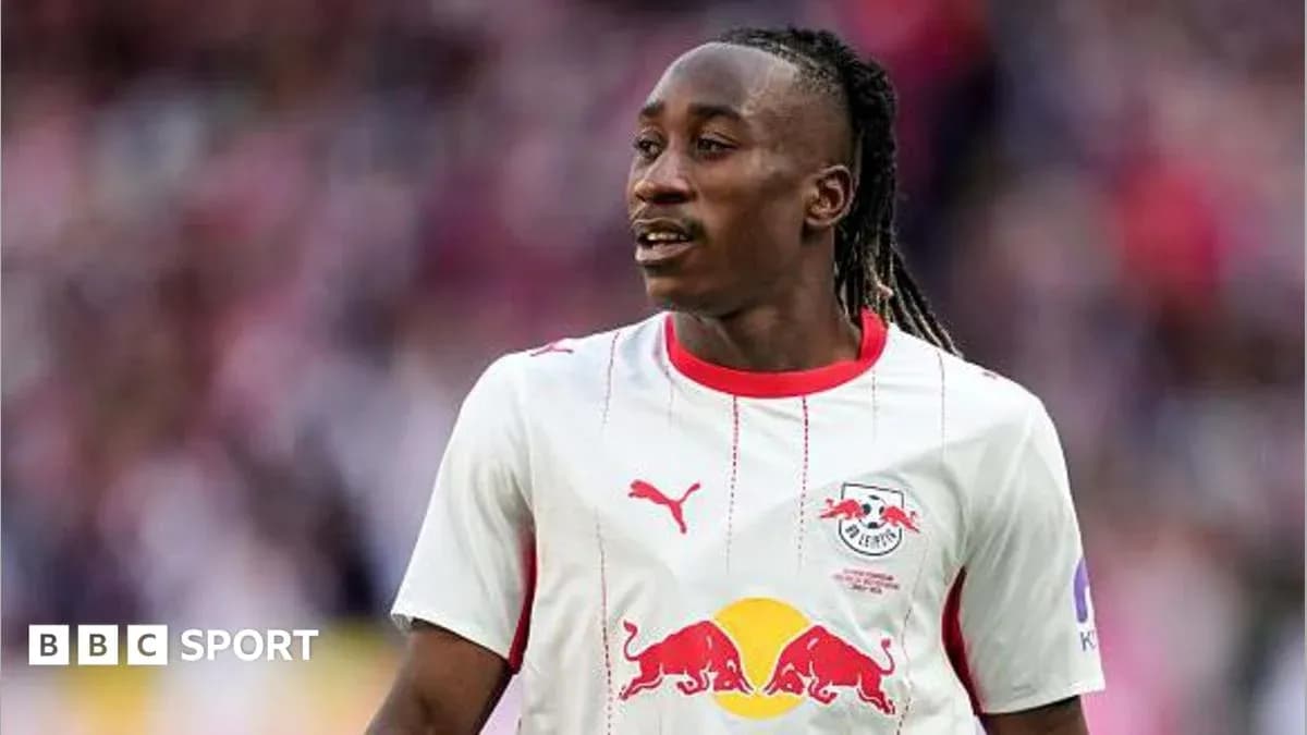 Player wearing RB Leipzig jersey during match