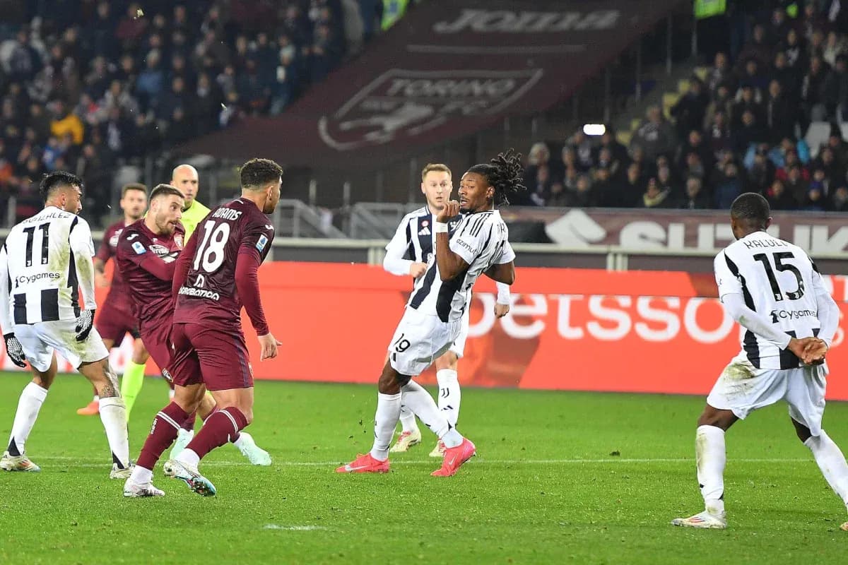 Torino vs Juventus Serie A match action