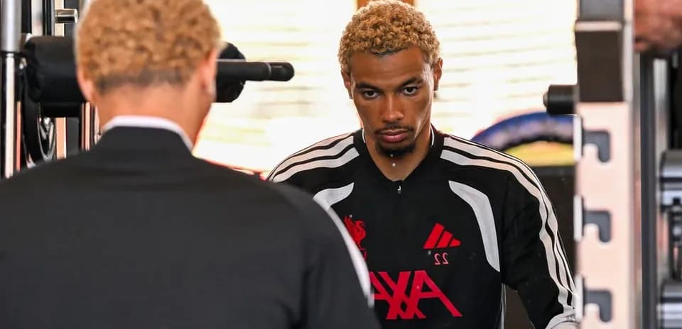 Player training in gym, focused on workout