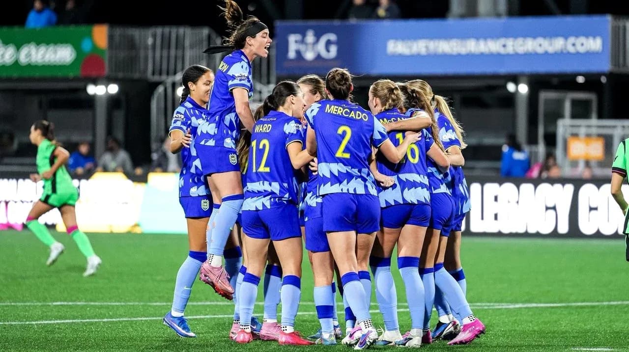 Boston Legacy W players celebrating a goal