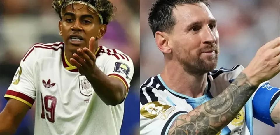 Spanish and Argentine players during World Cup match