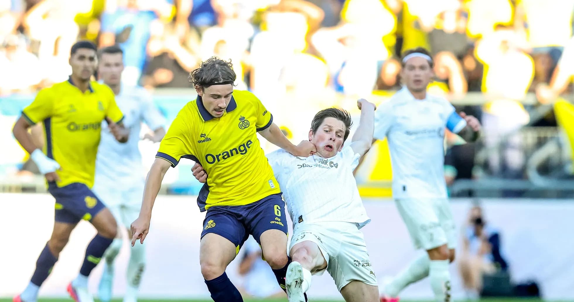 Bodo/Glimt player tackling Union St. Gilloise player