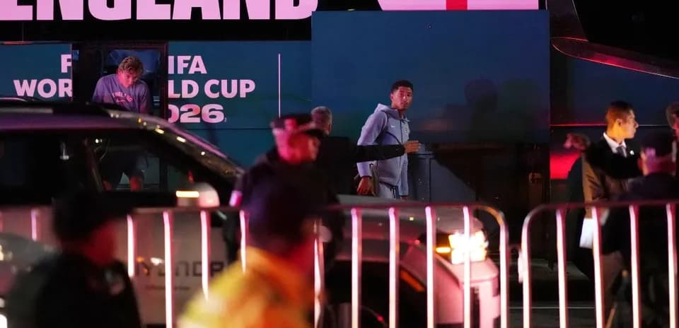 England team arriving at bus for World Cup 2026