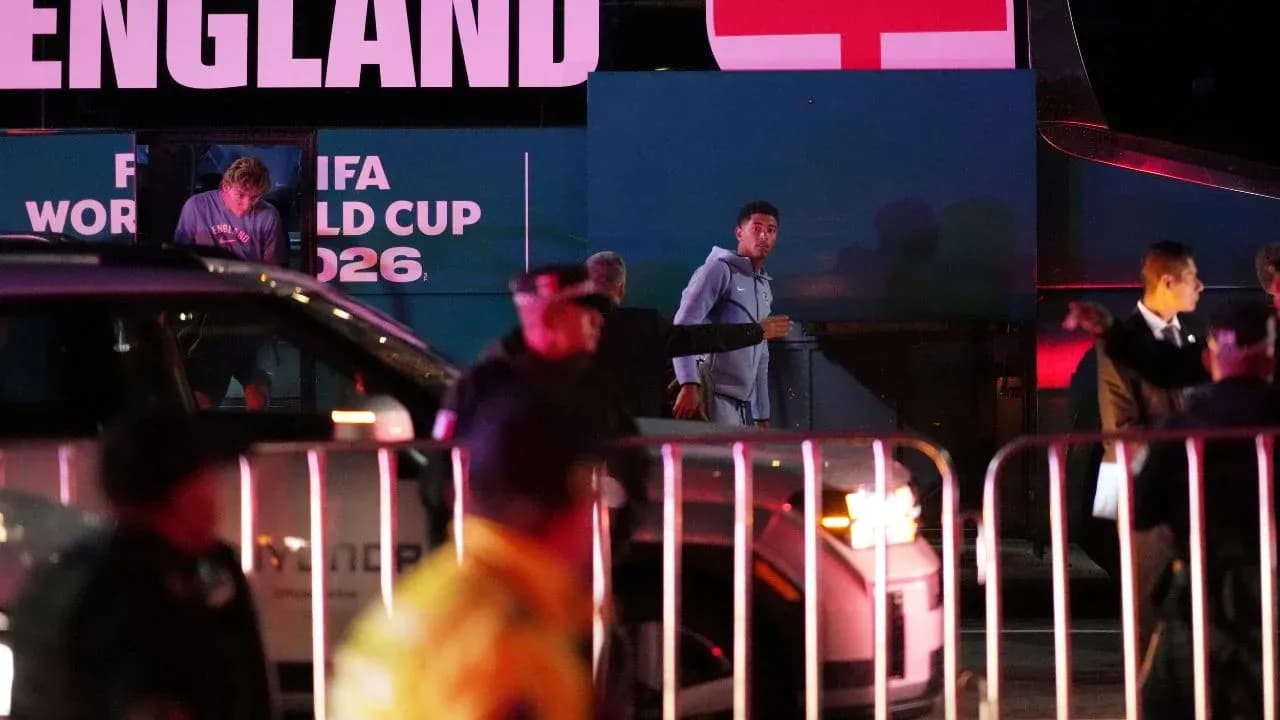 England team arriving at bus for World Cup 2026