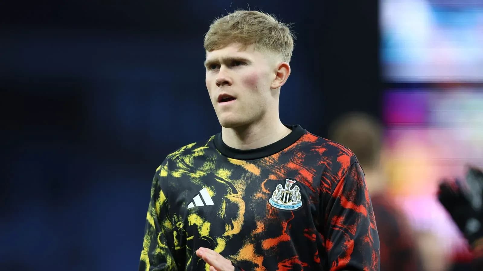 Goalkeeper warming up before the match for Newcastle United