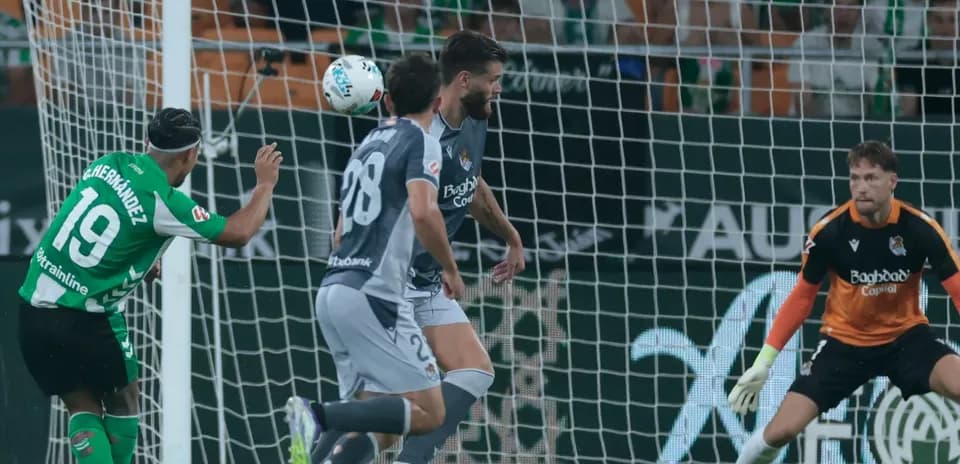 Goalkeeper preparing for a shot on goal