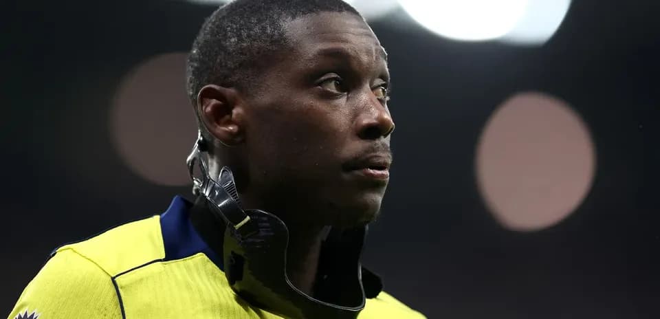 Player wearing neck brace during match