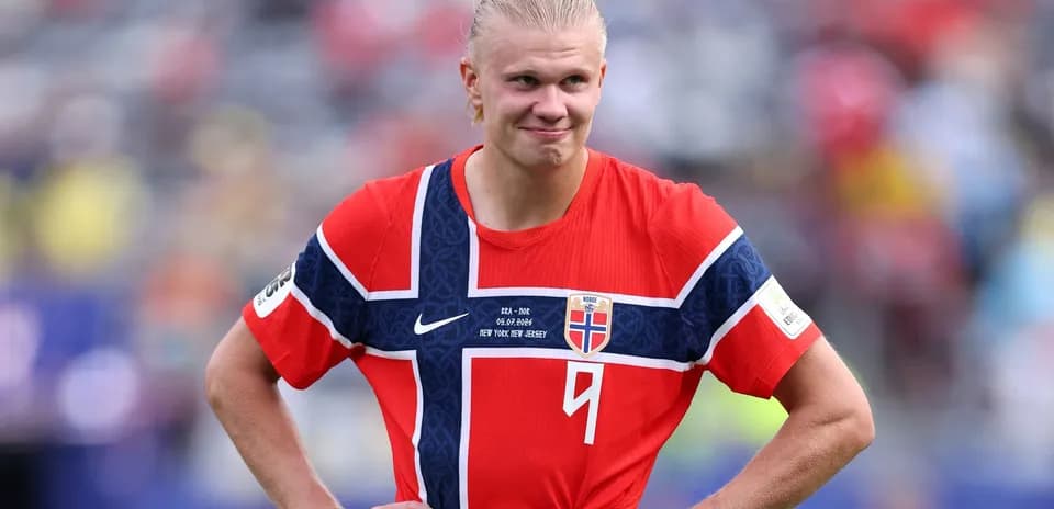 Player wearing Norway jersey during match