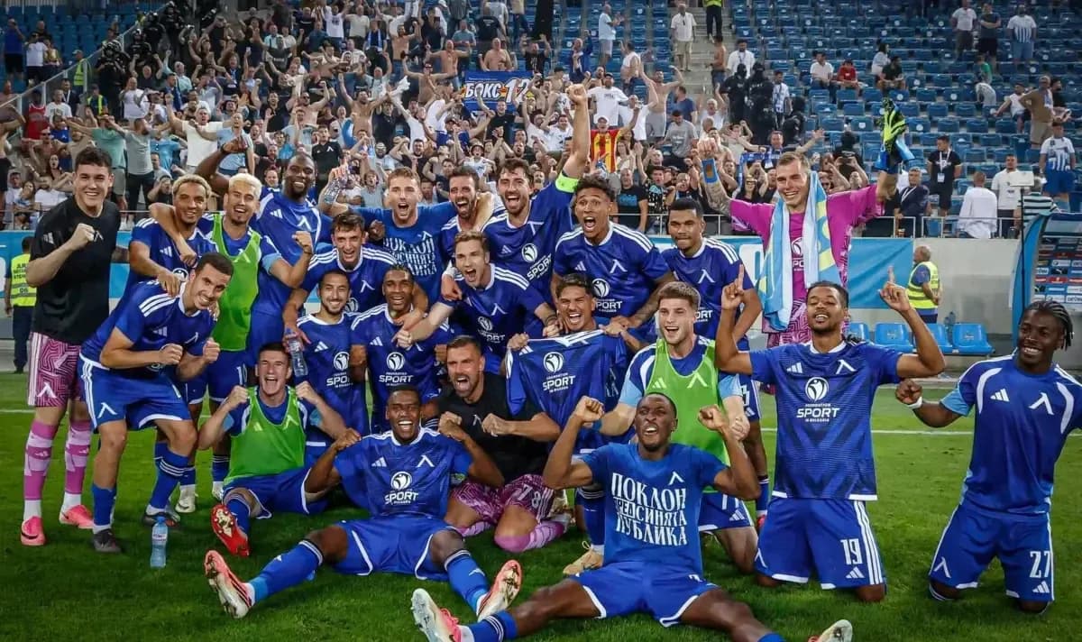 Levski Sofia team celebrating with fans
