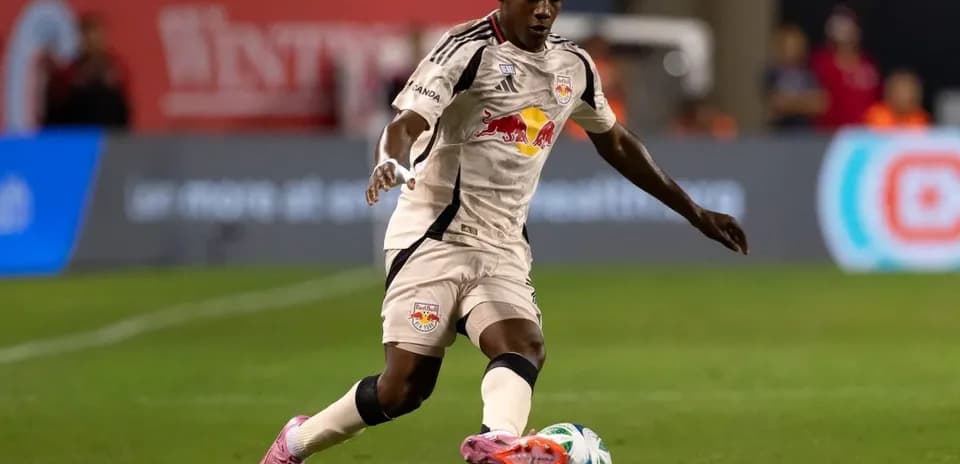 Player from New York RB II dribbling the ball