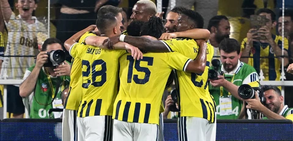 Fenerbahçe players celebrating a goal together