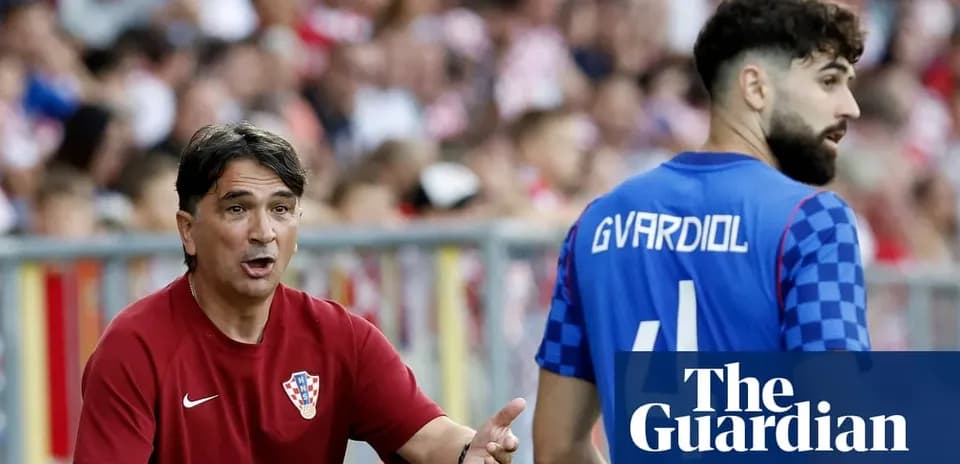 Croatian coach instructing player during match