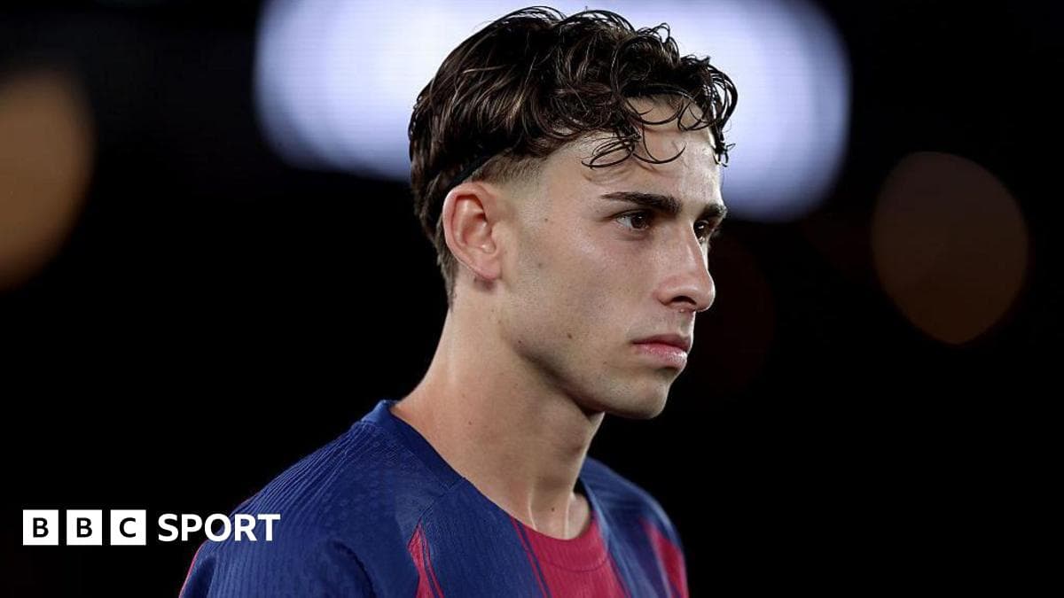 Player in Barcelona kit during match moment