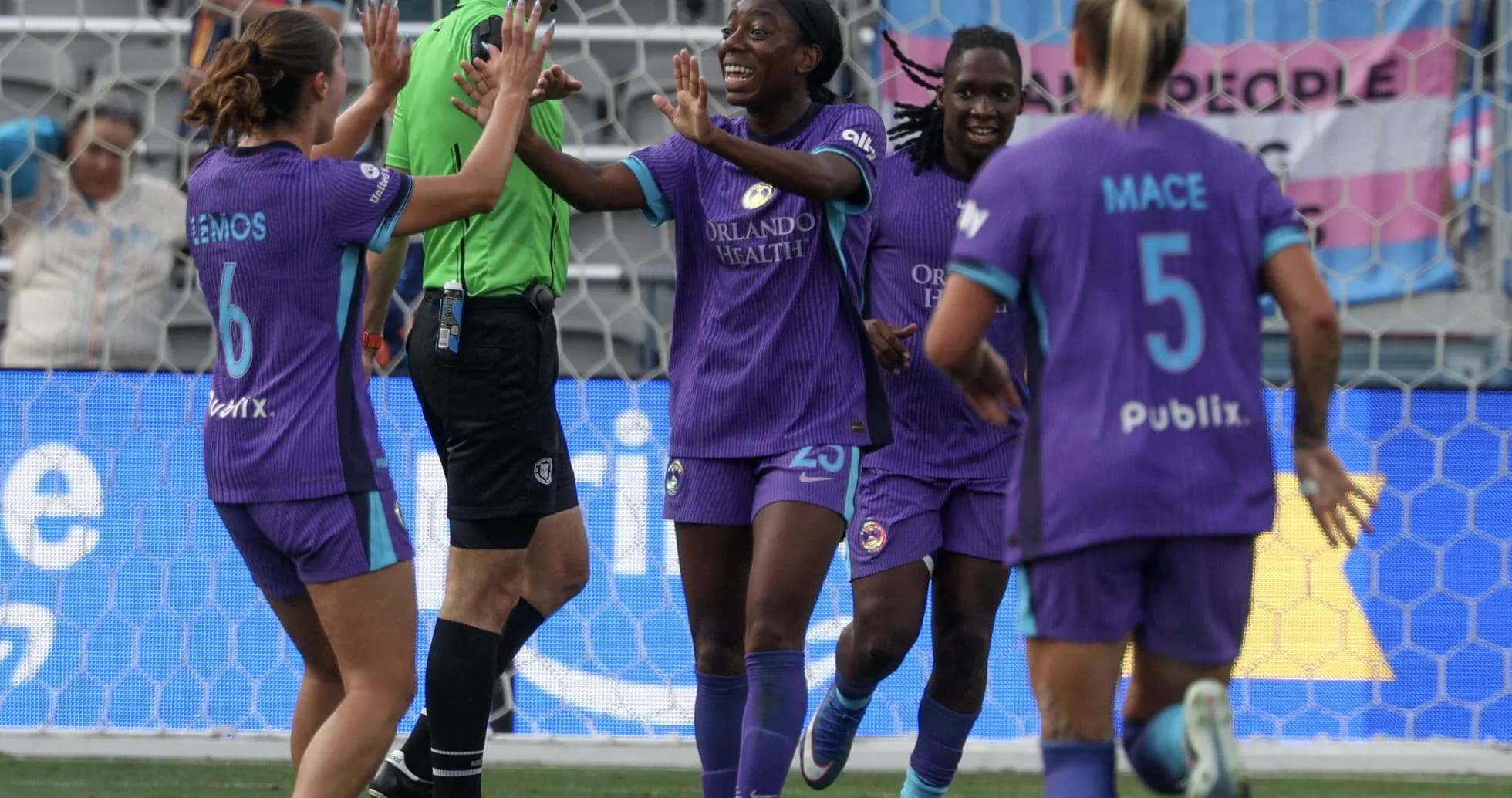 Orlando Pride players celebrating a goal