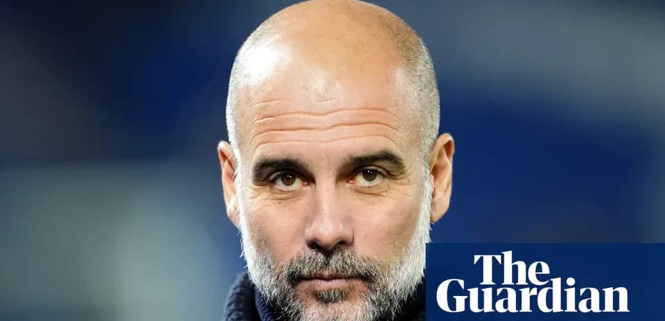 Coach with a beard during a match