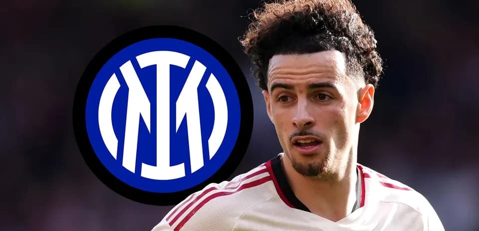 Player in kit with Inter Milan logo in background