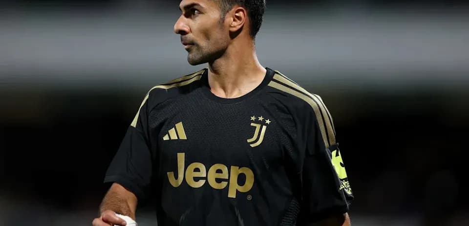 Goalkeeper in Juventus kit during match