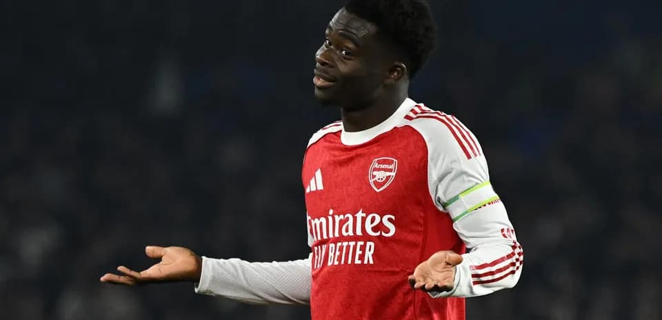 Arsenal player gesturing during match