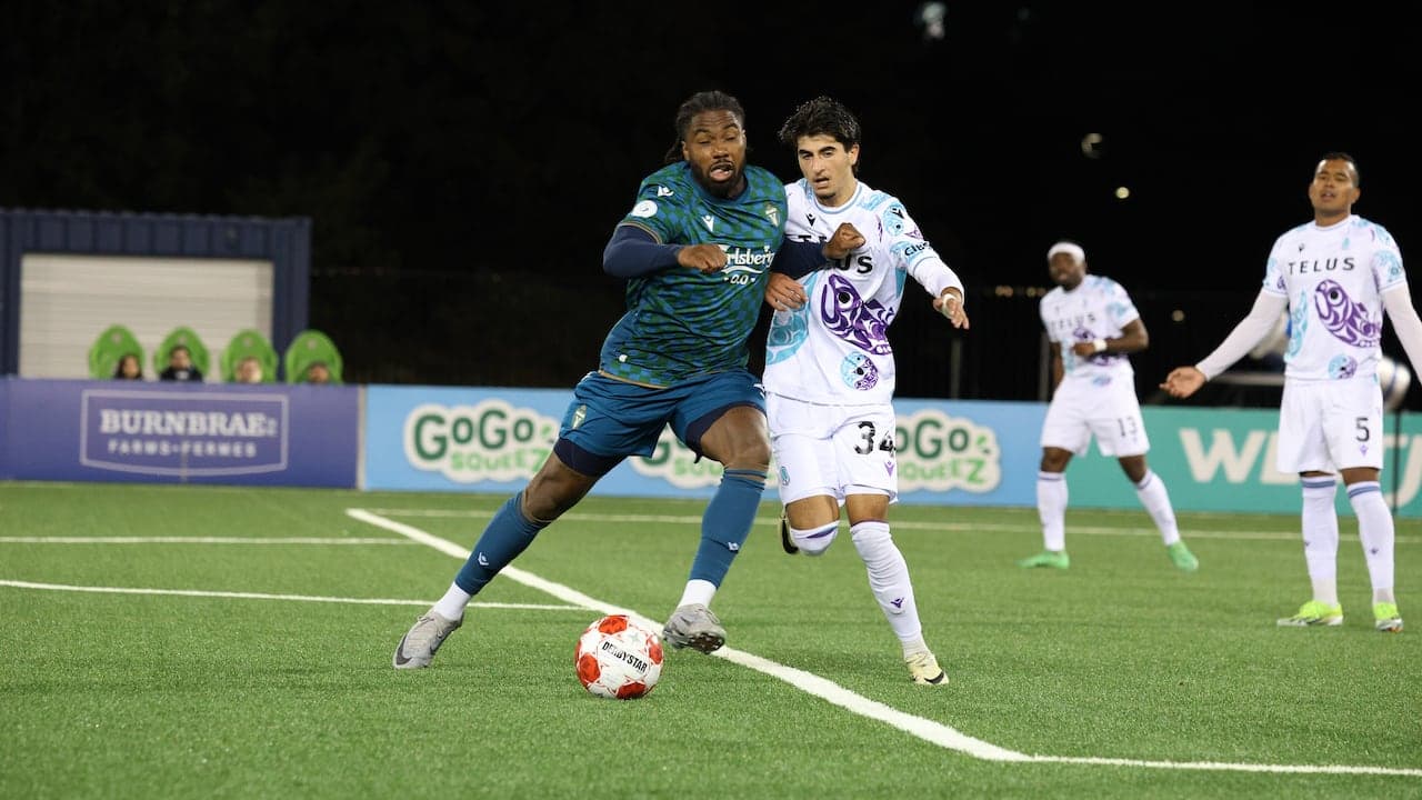 Player dribbling the ball during match