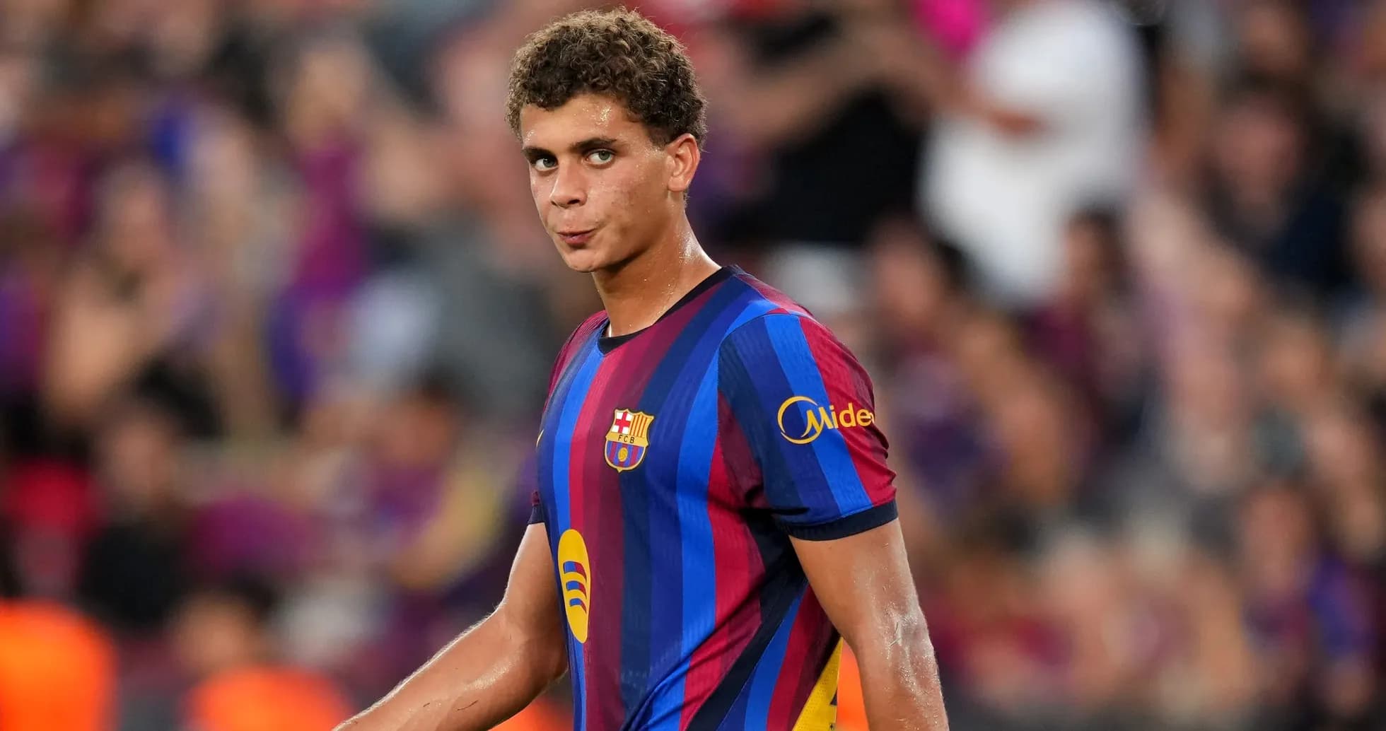 Player in FC Barcelona kit during match