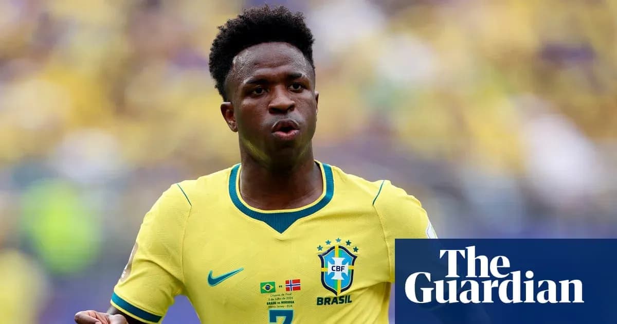 Brazilian player in yellow jersey during match