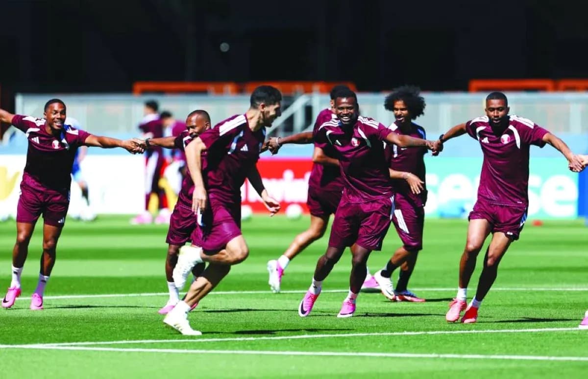 Qatar players training before World Cup match