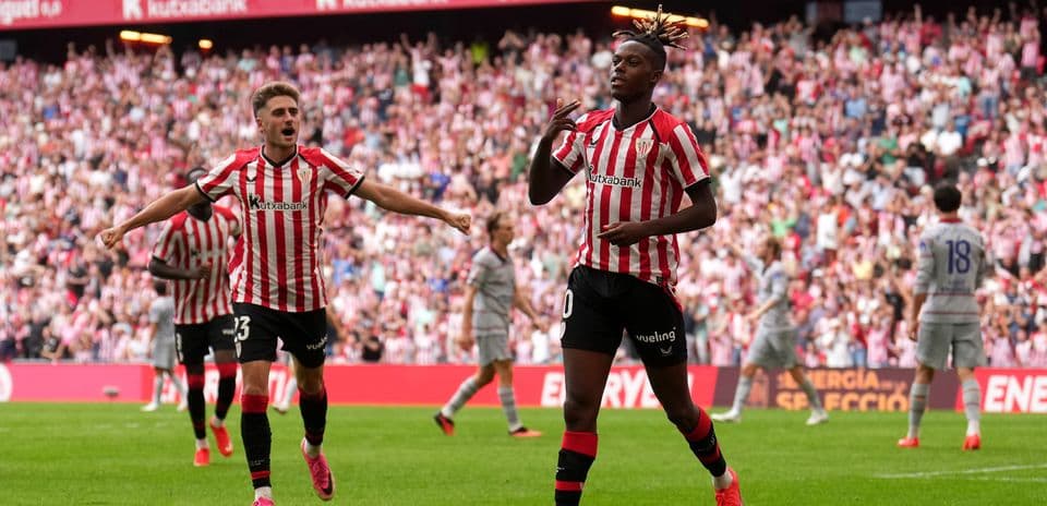 Athletic Bilbao players celebrating a goal during match