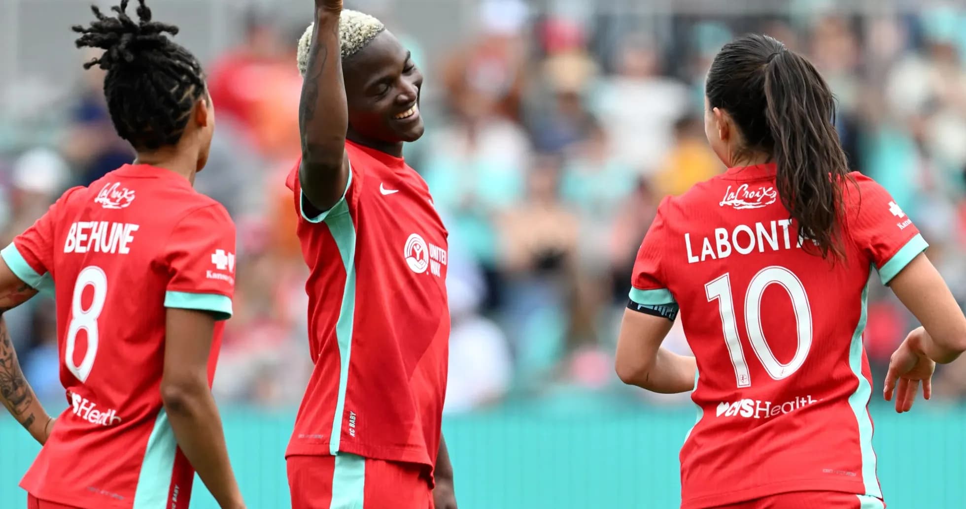 North Carolina Courage players celebrating a goal