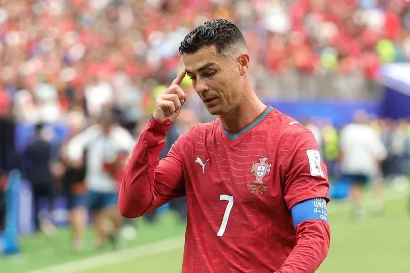 Cristiano Ronaldo walking off the field during match