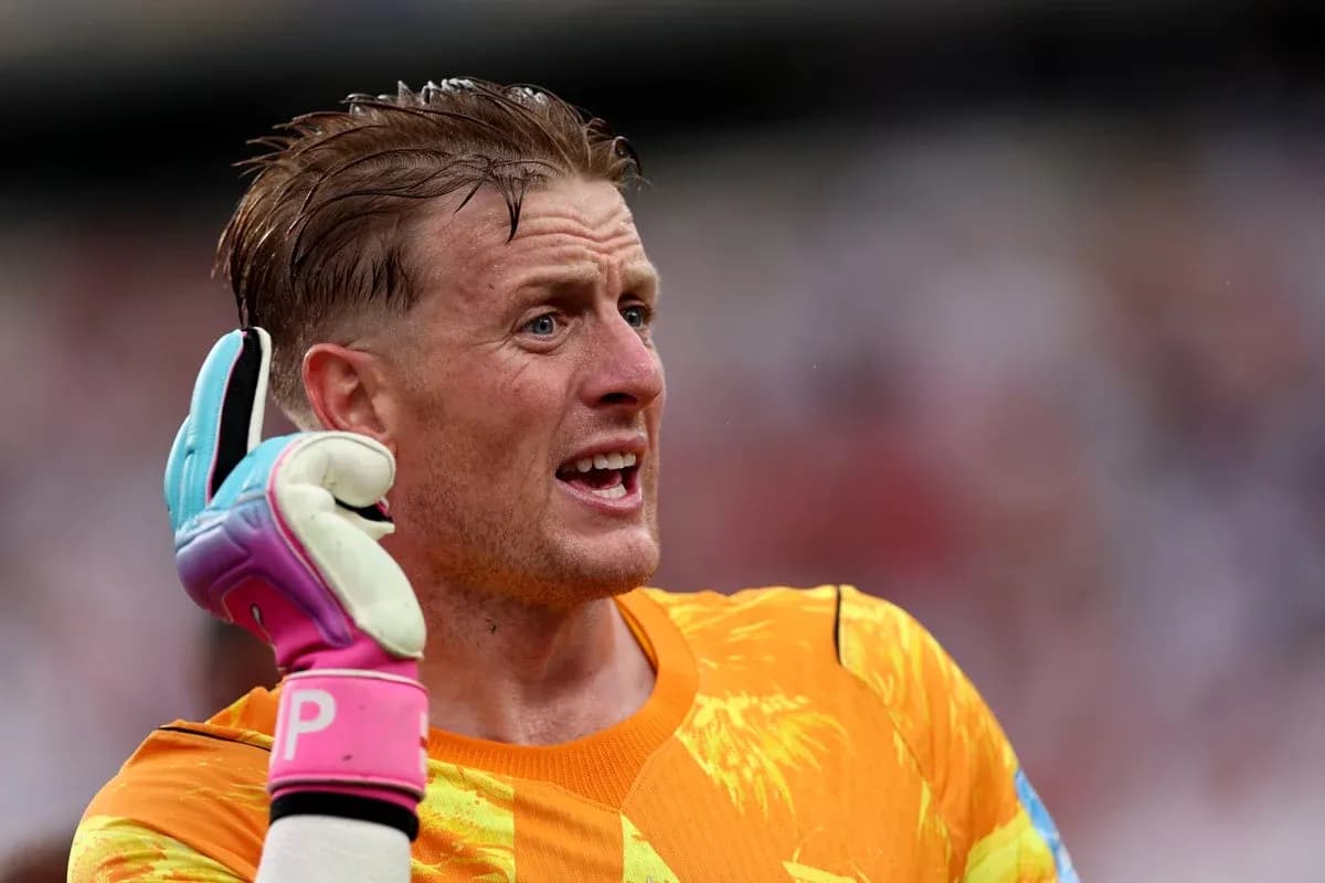 Goalkeeper communicating during a match