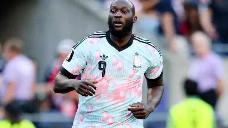 Romelu Lukaku running during a match for Belgium