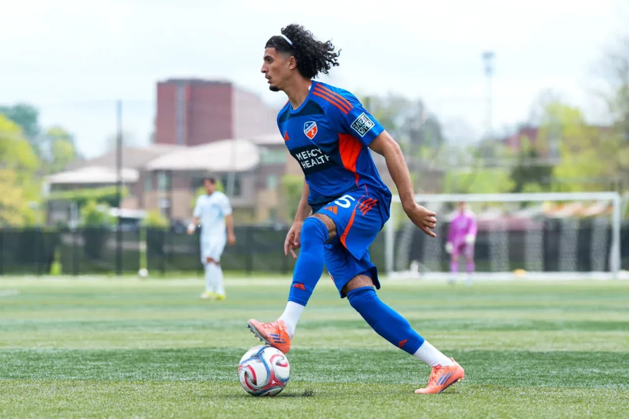 Player dribbling the ball during match