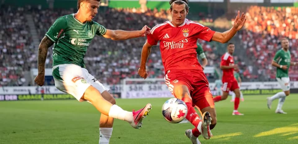 Players competing for the ball during match