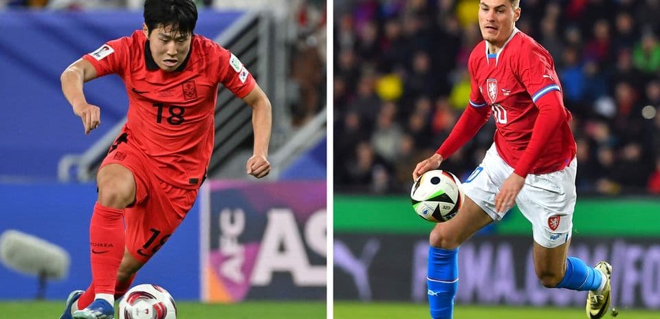 South Korea and Czech Republic players during match