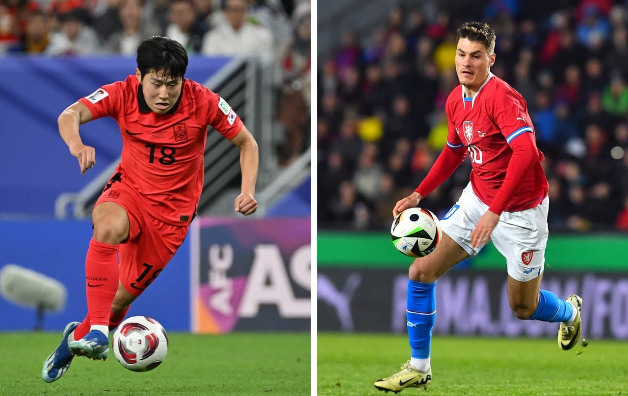 South Korea and Czech Republic players during match