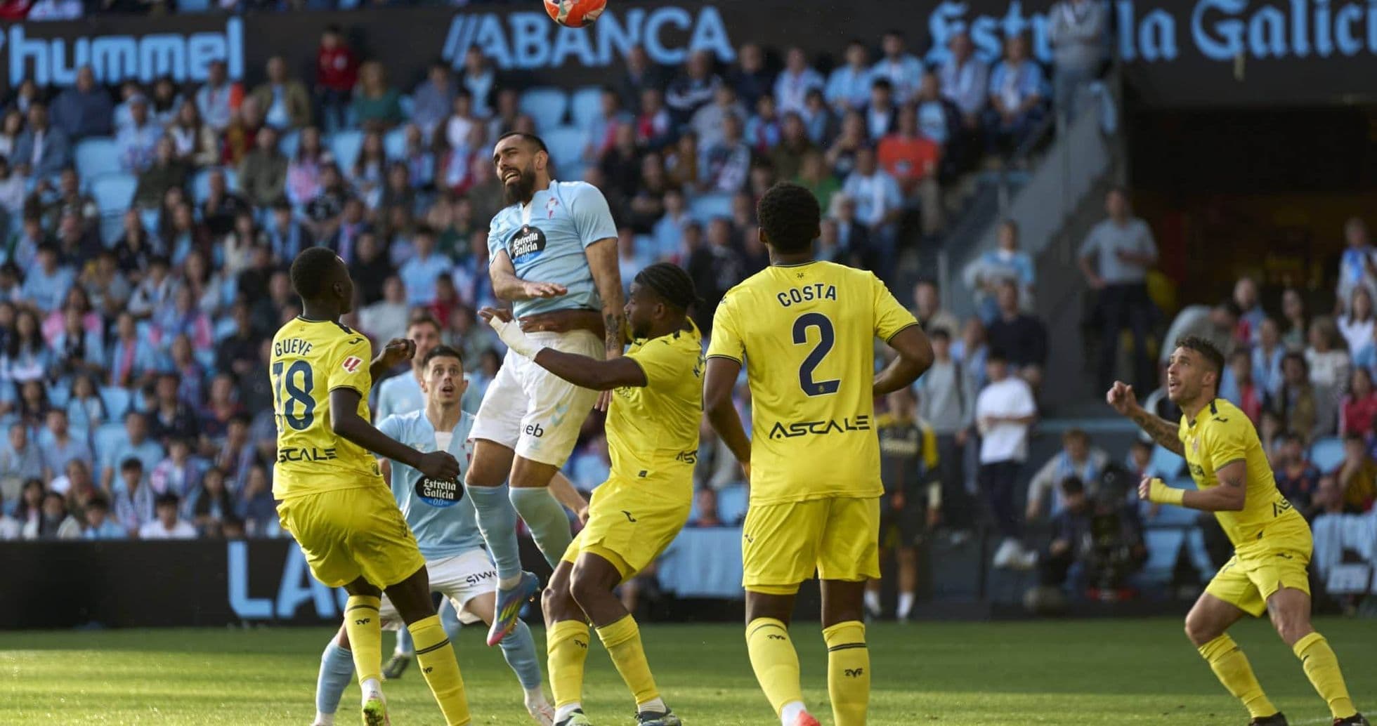 Celta Vigo player jumps to head the ball
