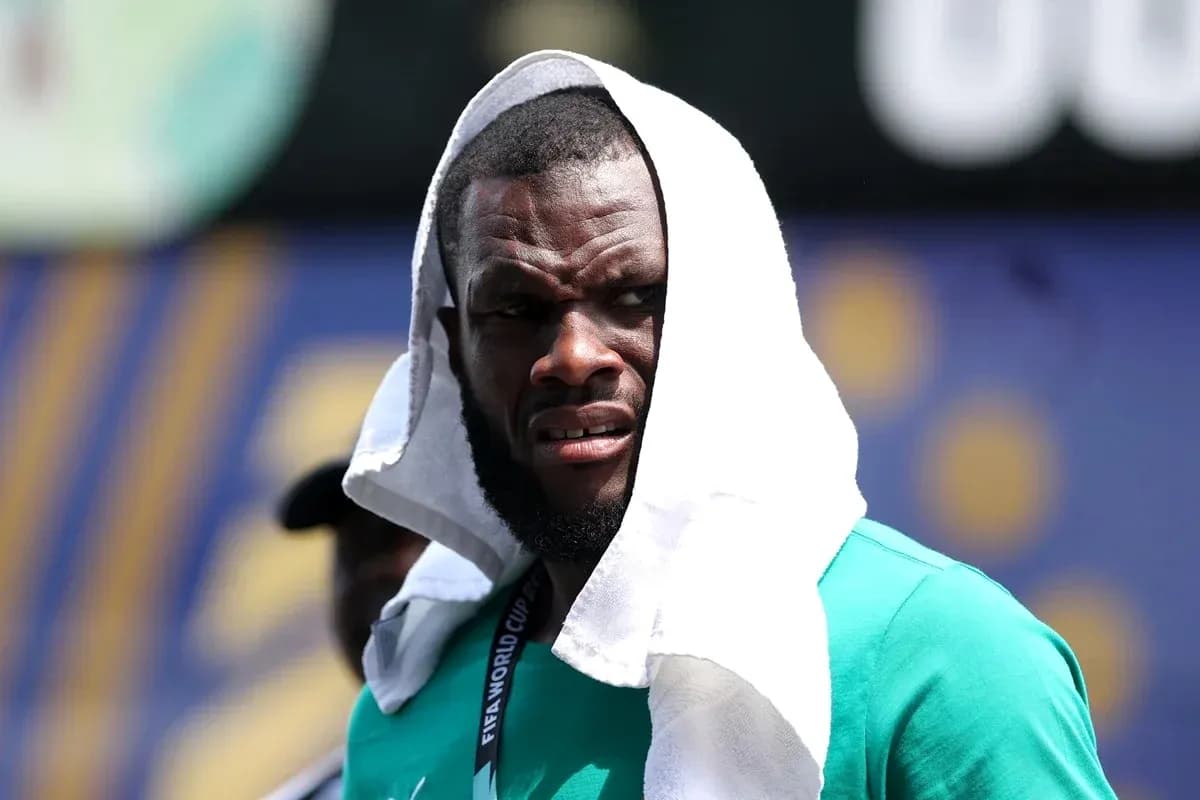 Player with towel on head during training session