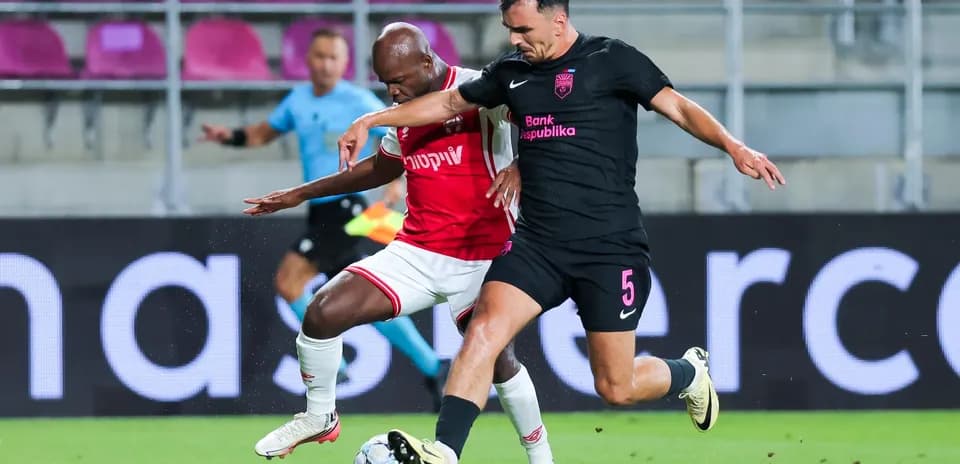 Players from Sabah FA and Hapoel Beer Sheva competing