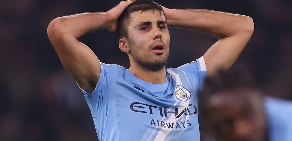 Player holding head in frustration during match