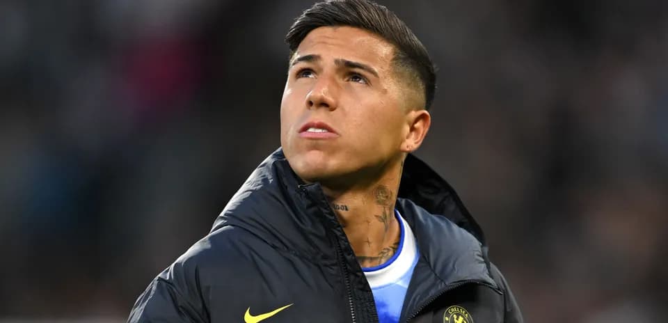 Player looking up during a match warm-up