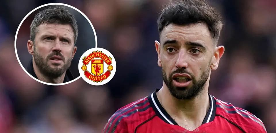 Bruno Fernandes during Manchester United match with coach