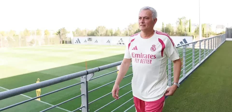 Coach walking on training ground at Real Madrid