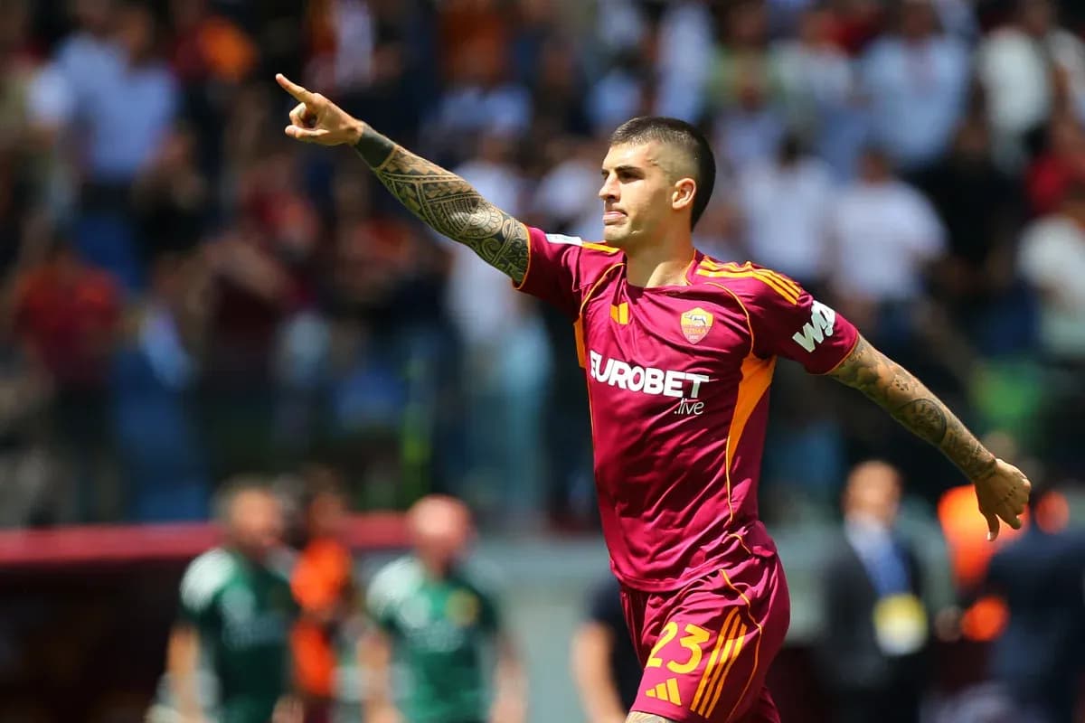 Player celebrating a goal during AS Roma match