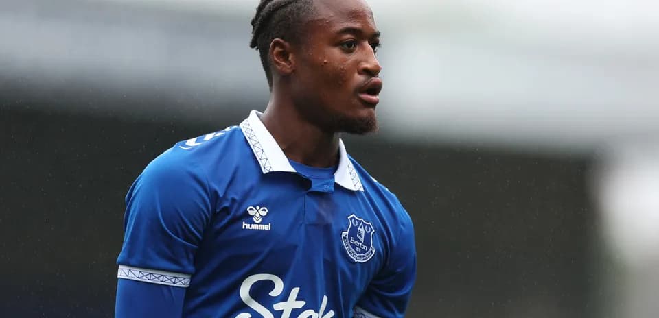 Player in Everton kit during training session