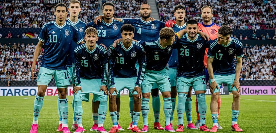 Germany national football team posing for a photo