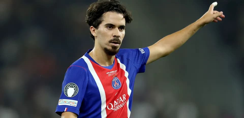 Player gesturing during a match for Paris Saint-Germain