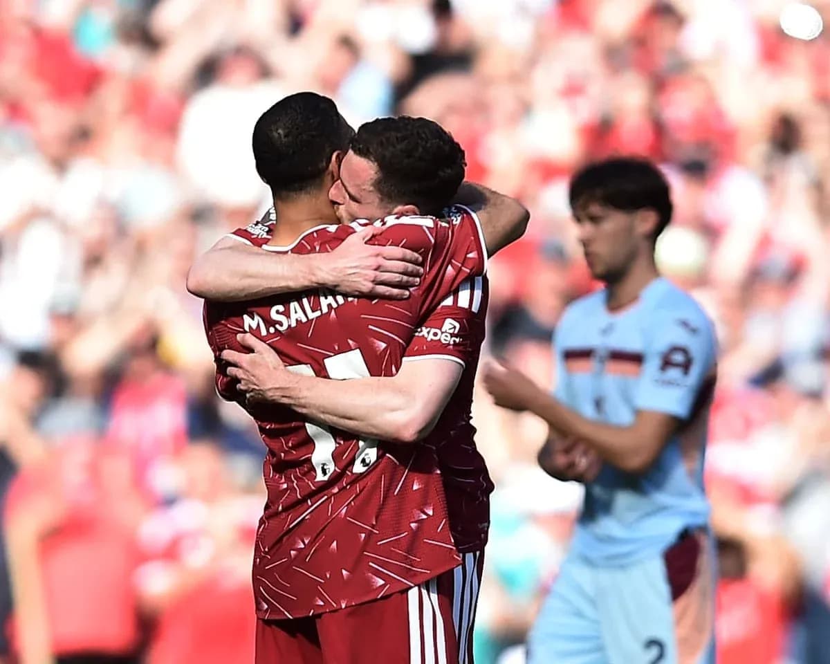 Liverpool players celebrating during match against Brentford