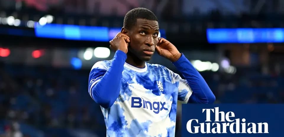 Player adjusting earphones before the match