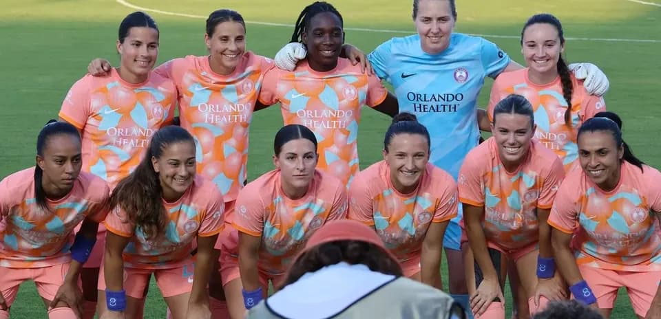 Orlando Pride women's team group photo