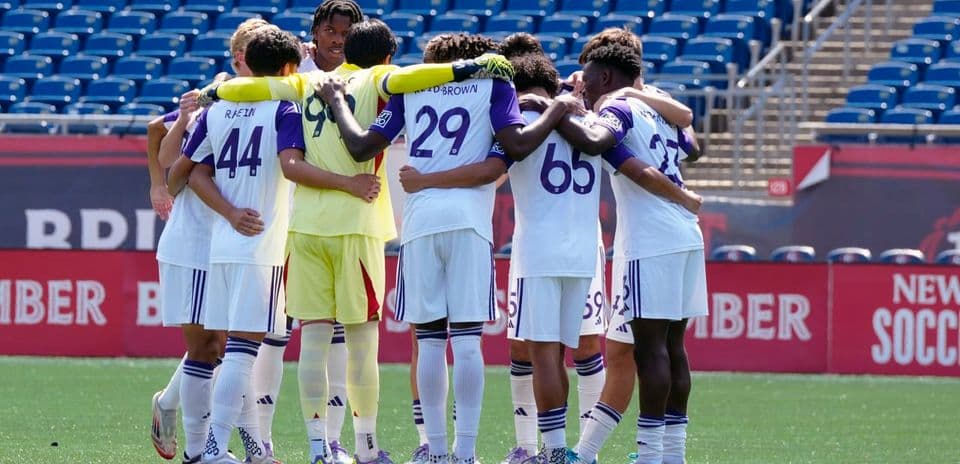 Orlando City II players huddling before match